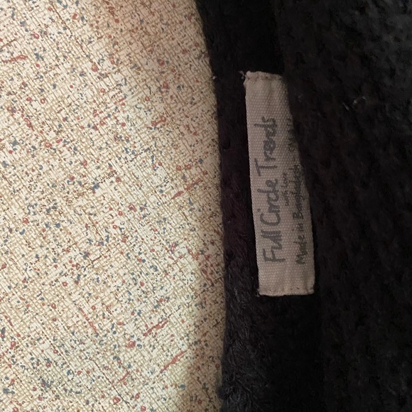 Twistknot full circle sweater - Picture 2 of 3